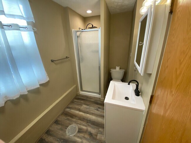 Foto del edificio - 5073 Orchard St