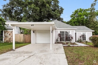 Building Photo - 412 Regal Park Dr