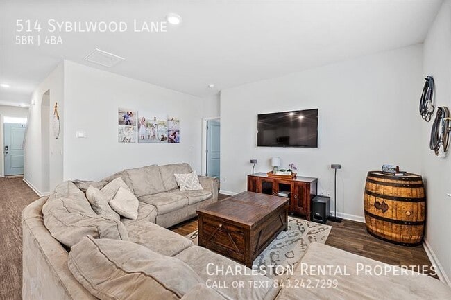 Building Photo - 514 Sybilwood Ln