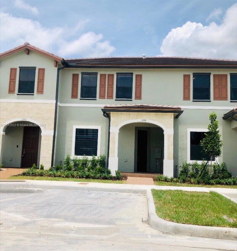 3351 W 106th Terrace, Hialeah, FL 33018 House Rental in Hialeah, FL