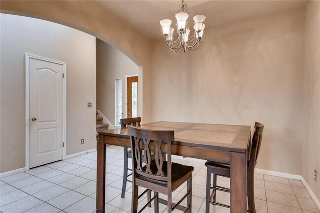 Foto del edificio - 8301 Red Willow Dr