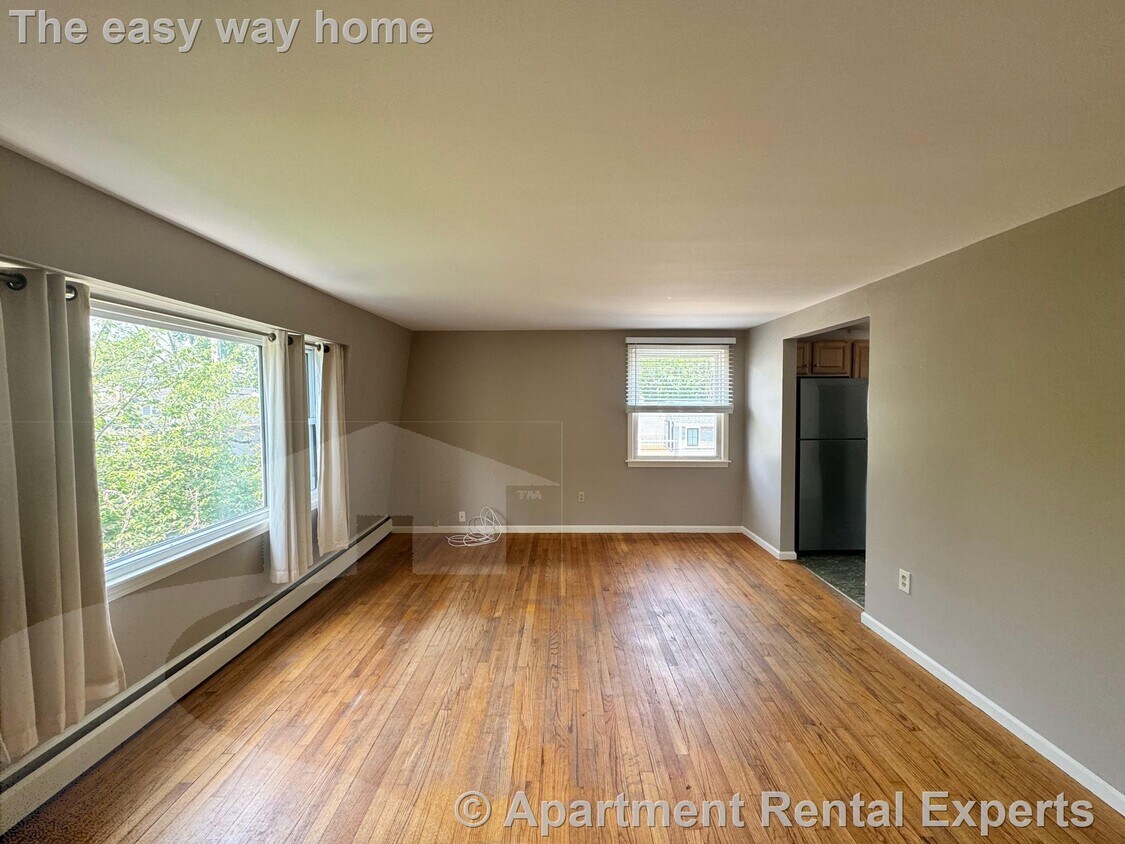 Foto principal - 99 Normandy Ave