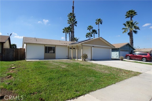 Building Photo - 14947 Blueberry Rd