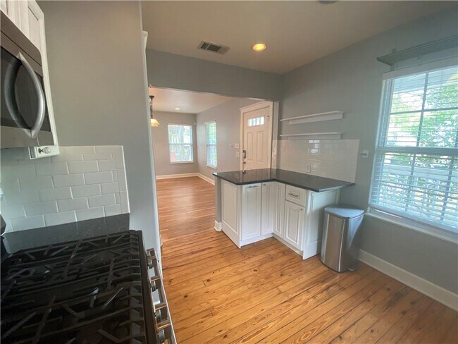 Foto del edificio - 5513 Avenue F