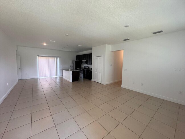 Foto del edificio - 2679 SW 154th Place Rd