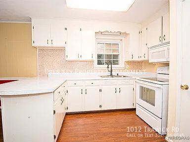 Foto del edificio - 1012 Trawick Rd