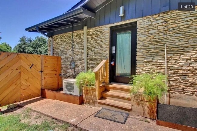 Building Photo - 3209 Jack Cook Dr
