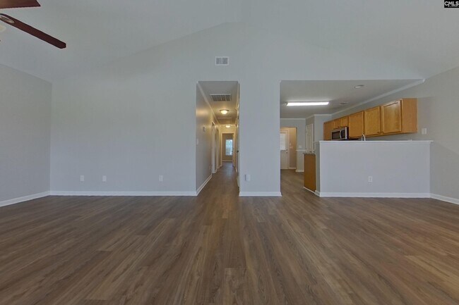Foto del edificio - 180 Riglaw Cir
