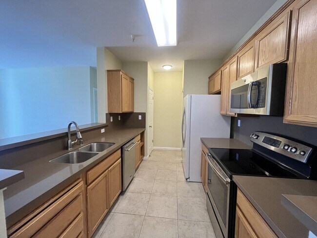 Foto del edificio - 2 Bedroom 2 bath Available in Sunnyvale, C...