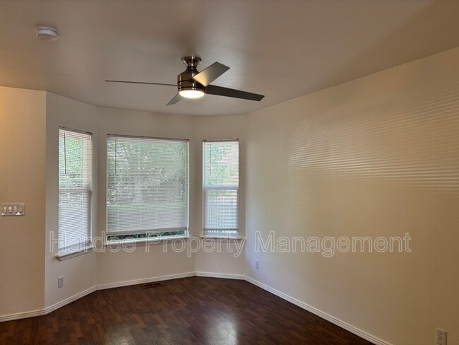 Building Photo - 4419 Freemont St