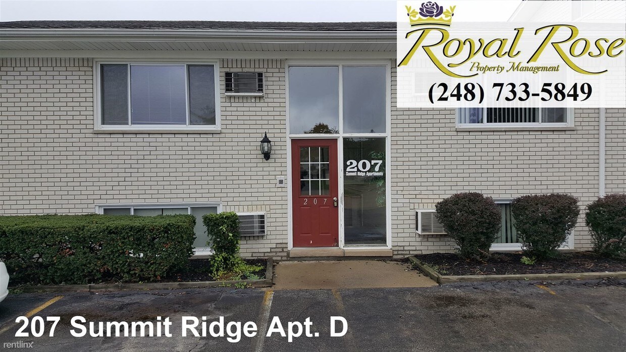 Primary Photo - 207 Summit Rdg
