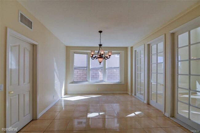 Building Photo - 4 br, 3.5 bath House - 28932 Drakes Bay
