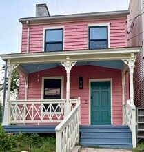 Building Photo - 806 Jessamine St
