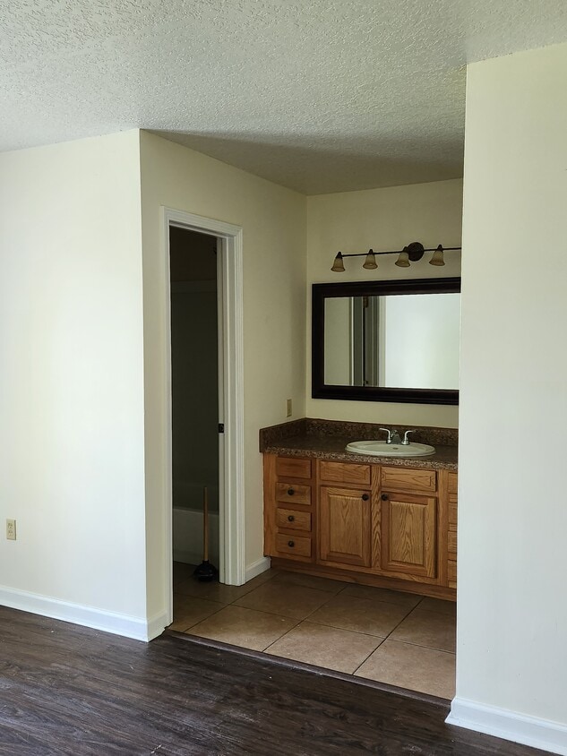 15105 Parkwood Dr N, Gulfport, MS 39503 House for Rent in Gulfport