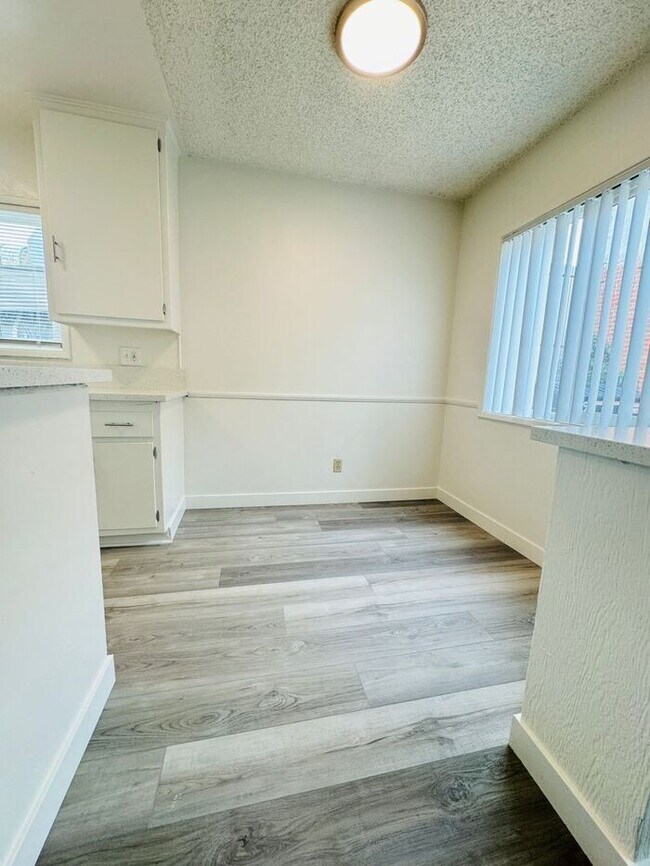 Foto del edificio - 1 Bed/1 Bath PRIME Location!