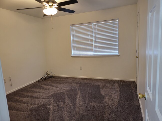 Main Bedroom - 9026 Morrison Rd