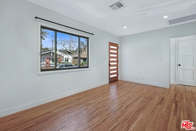 Foto del edificio - 654 Ozone St