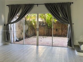 Building Photo - 10171 SW 154th Cir Ct