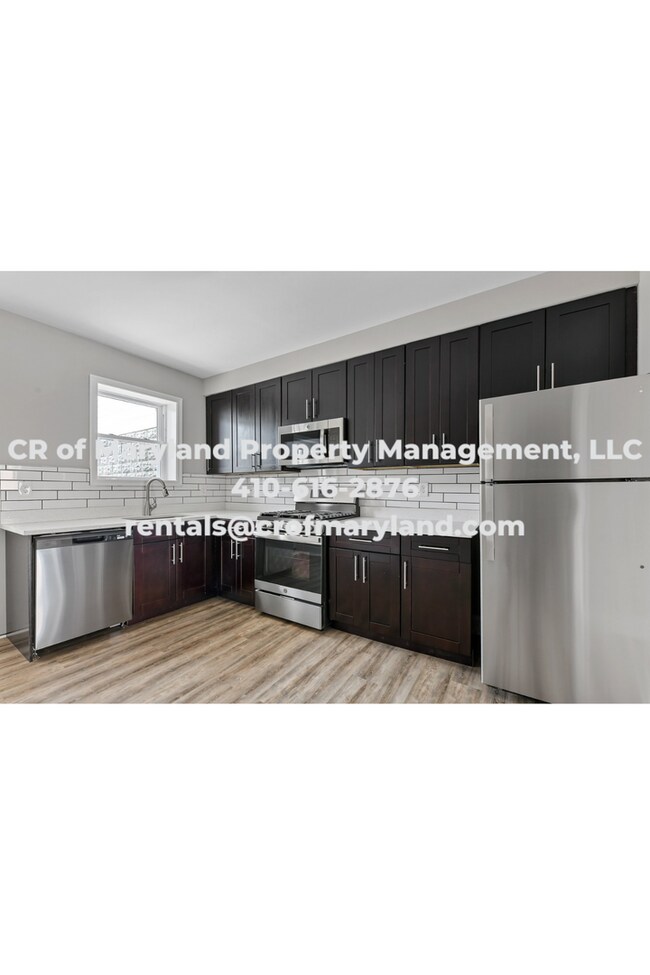 Building Photo - WAITLIST APPLICATIONS ONLY