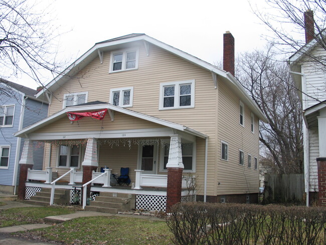 Building Photo - 122 E Tompkins St