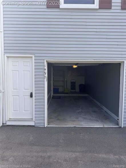 Building Photo - 1497 Harbor Dr