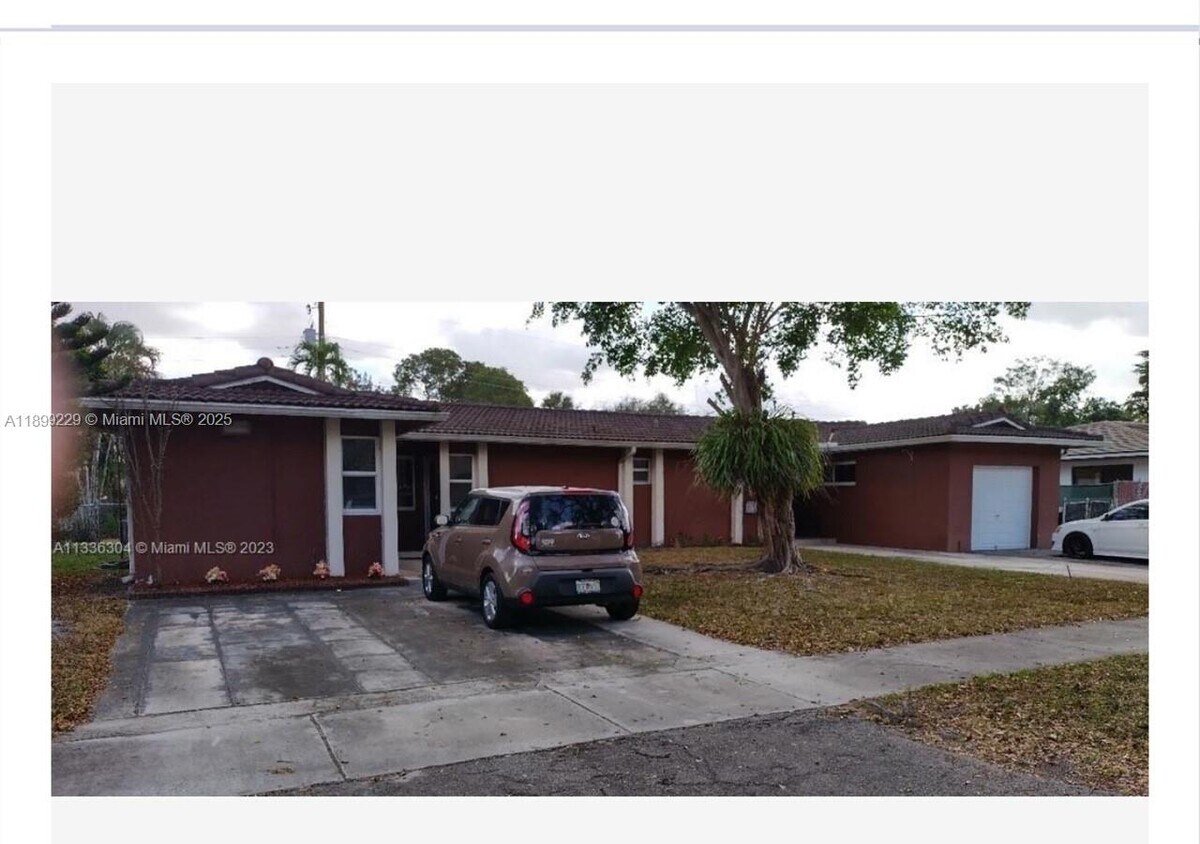 Foto principal - 13941 Lake Placid Ct