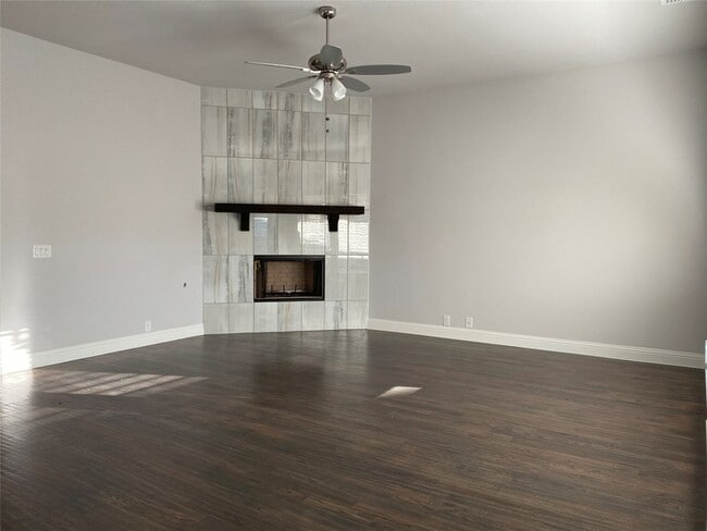 Foto del edificio - 616 New Marion Rd