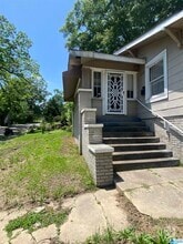 Building Photo - 4300 9th Ave
