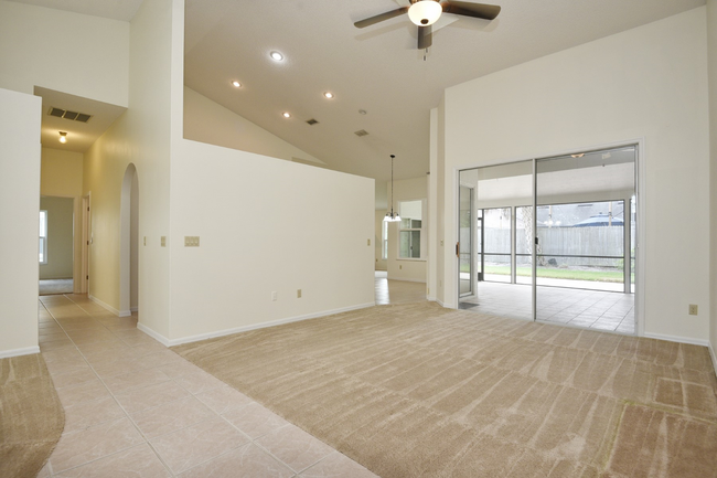 Foto del edificio - Lovely 4/2 Home in Bentley Woods