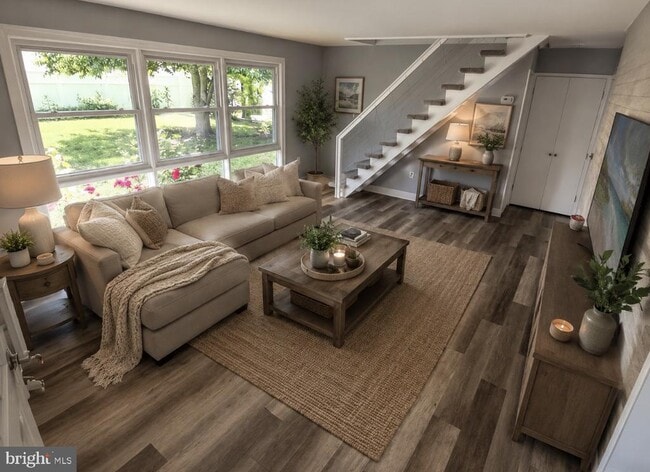 Foto del edificio - 15 Catalpa Ln
