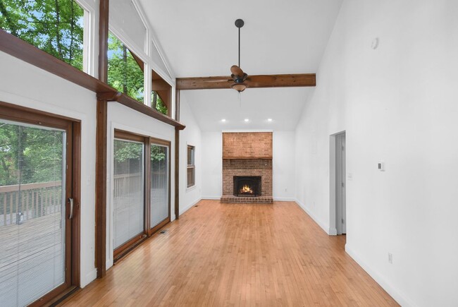 Building Photo - 149 Windcliff Rd