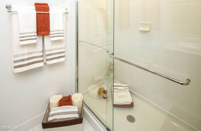 Foto del edificio - 3 br, 2 bath  - ALTIS