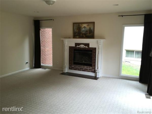 Building Photo - 7782 Watford Dr
