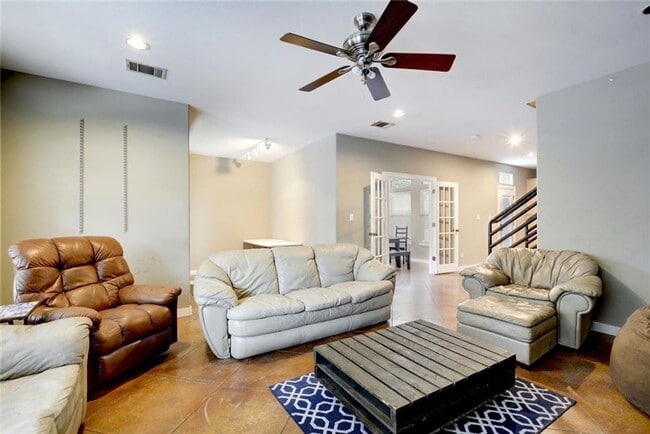 Foto del edificio - 4500 Avenue C