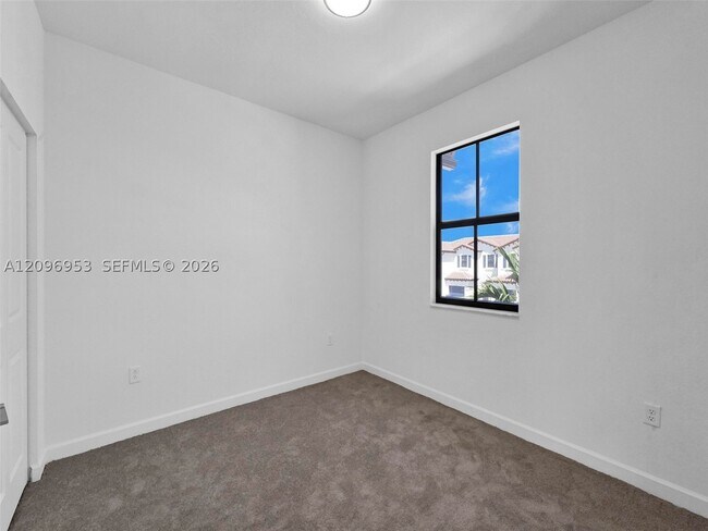 Building Photo - 11924 SW 247th Ter