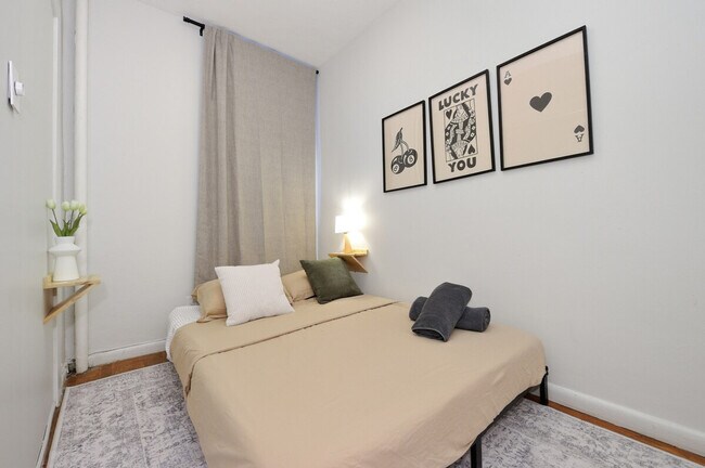 Foto del edificio - 388 W 38th St
