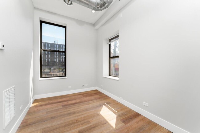 Building Photo - Brand New Luxury Apartments in Edgewater –...
