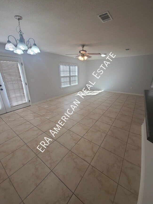 Building Photo - 291 Dahlquist Dr