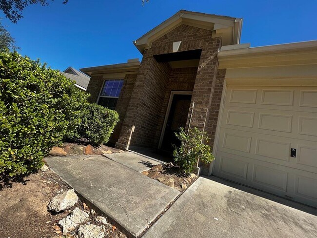 Foto del edificio - 6022 Sugar Field Ln