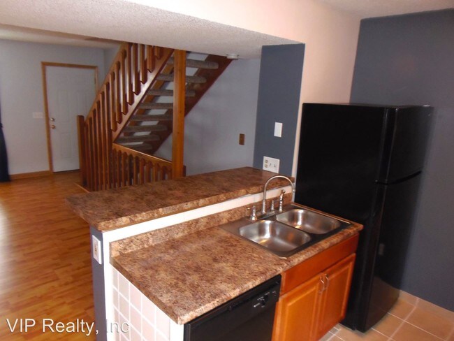 Foto del edificio - 5084 Stoneybrook Blvd