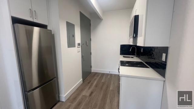 Foto del edificio - 1 bedroom in BROOKLYN NY 11226