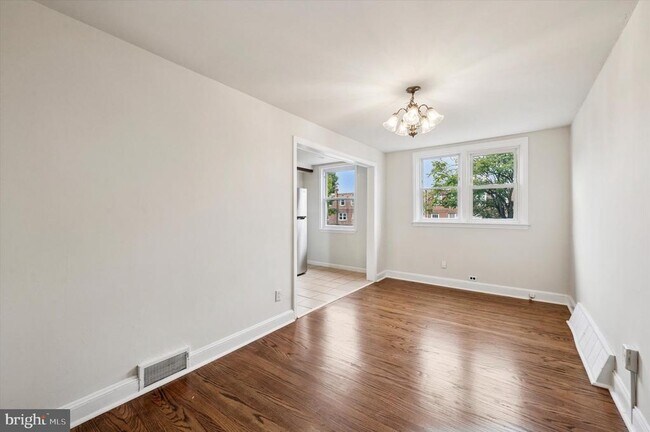 Building Photo - 234 Westbrook Dr