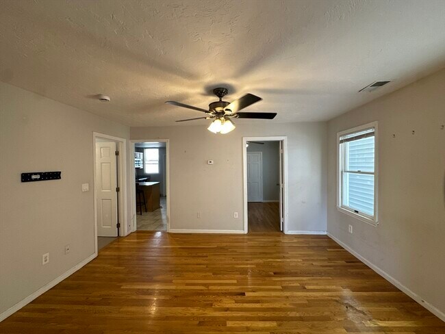Foto del edificio - 604 Dorchester Ave