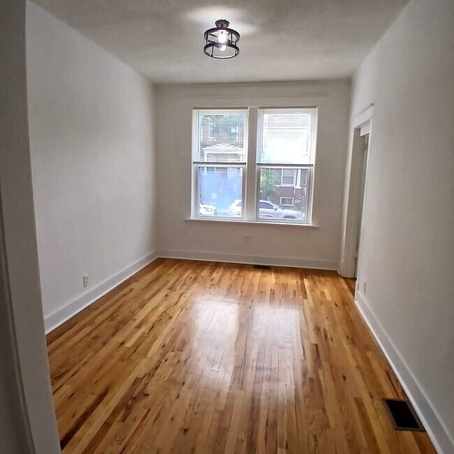 Foto del edificio - 4050 W Hirsch St