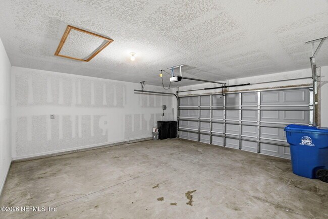 Building Photo - 89 Logrono Ct