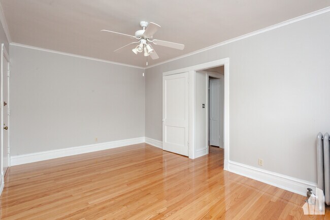 Building Photo - 2618 W Gunnison St