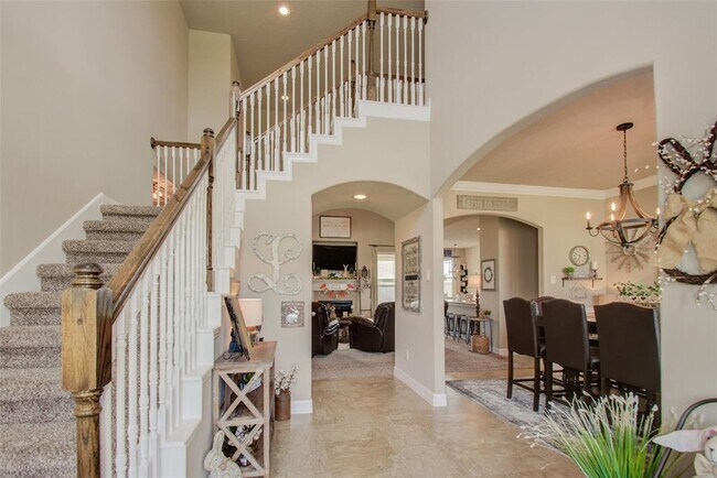 Building Photo - 14306 Meadowlands Dr