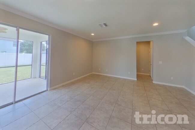 Foto del edificio - 12317 Fairlawn Dr