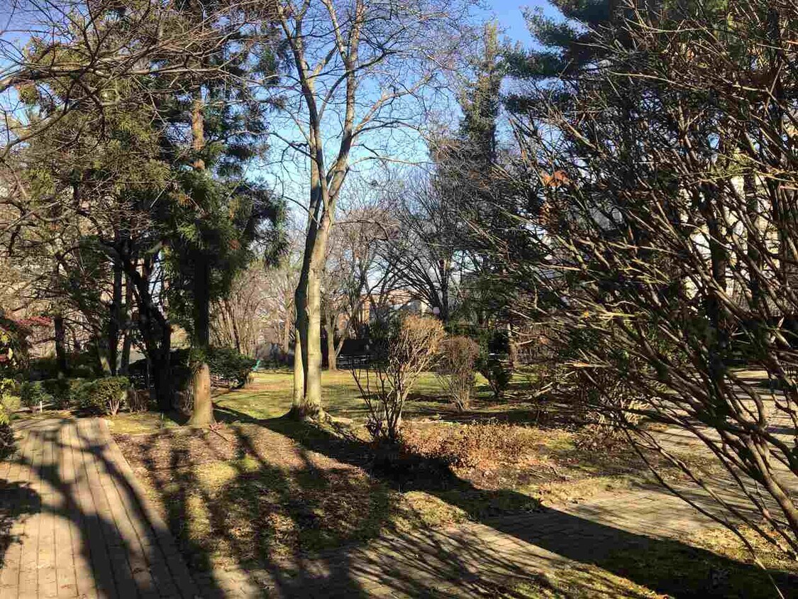 Primary Photo - 201 St Michaels Walk