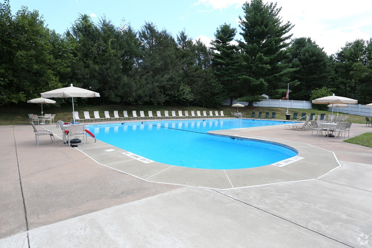 Stepny Place Apartments Rocky Hill, CT